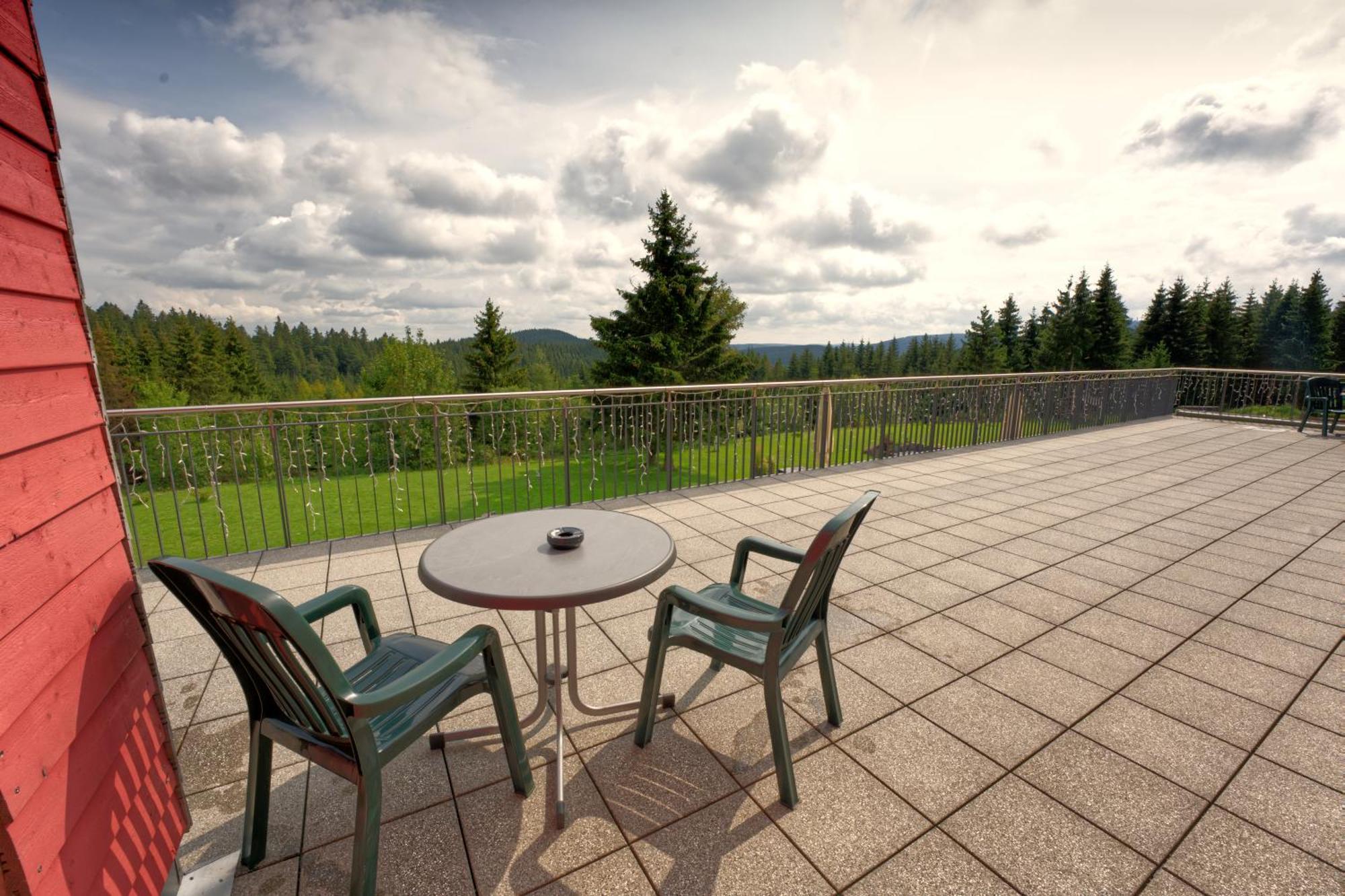 Hotel & Pension Traumblick Oberhof  Dış mekan fotoğraf