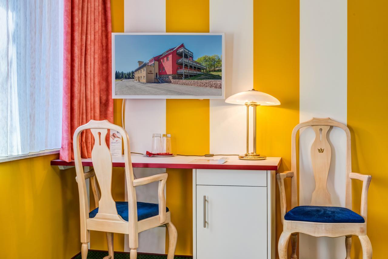 Hotel & Pension Traumblick Oberhof  Dış mekan fotoğraf
